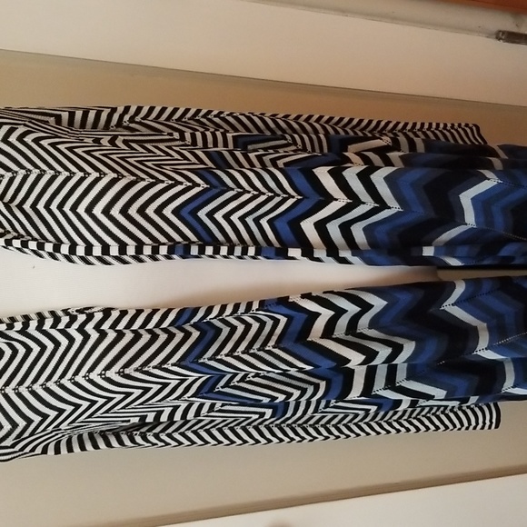 NWT BCBG Nana Pointelled card wrap - Picture 3 of 10